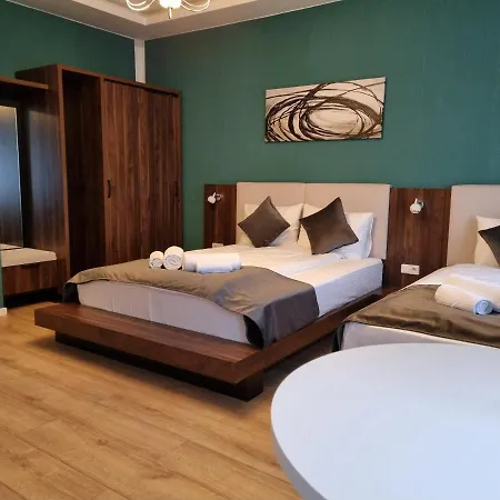 A&f Hotel *